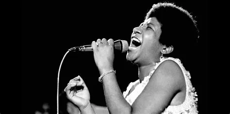 Chain Of Fools : Un hymne soulful au tempo envoûtant et à la voix puissante d'Aretha Franklin